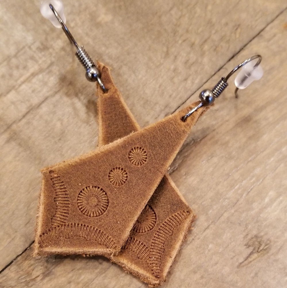 Leather ear rings
